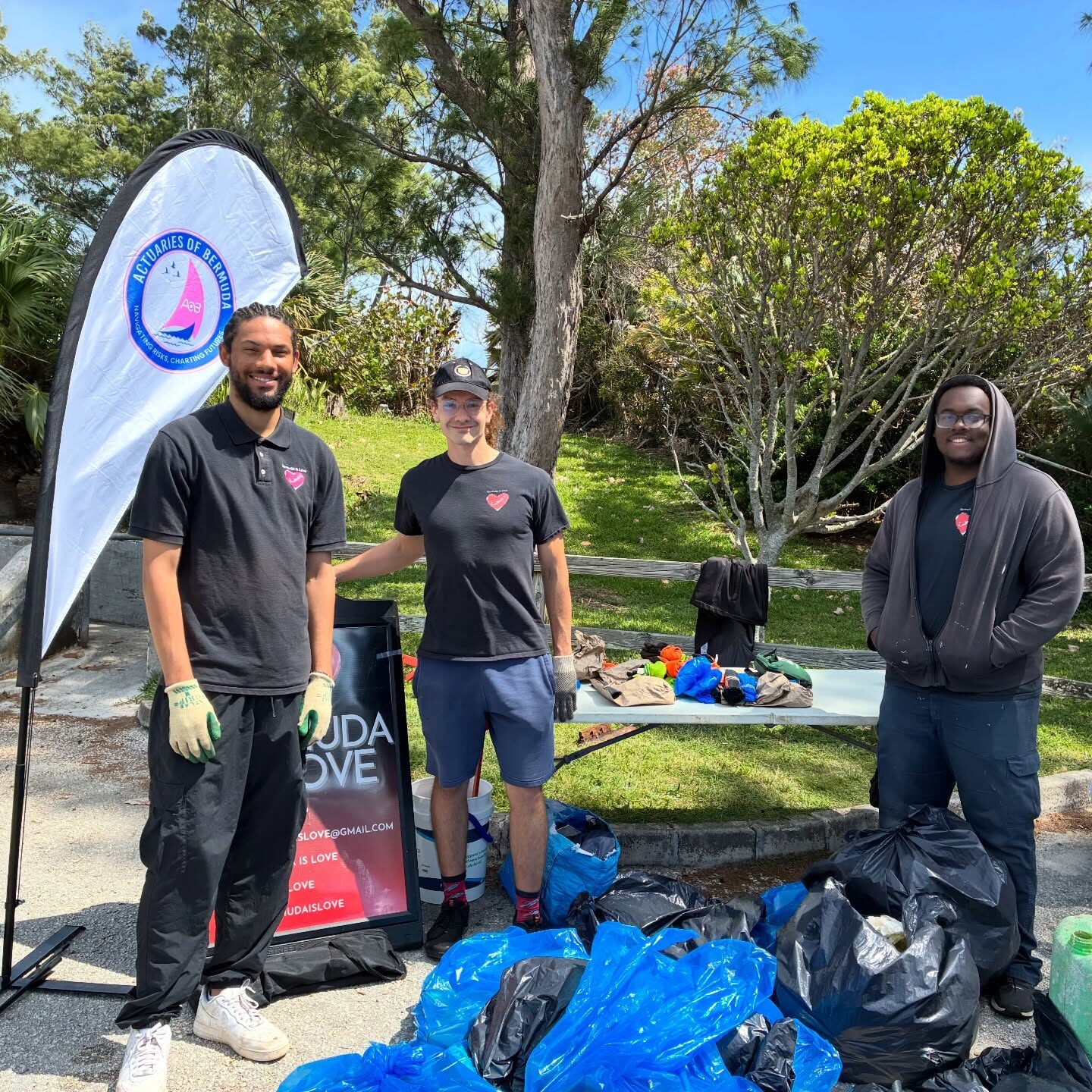 Beach Clean Up | Actuaries of Bermuda