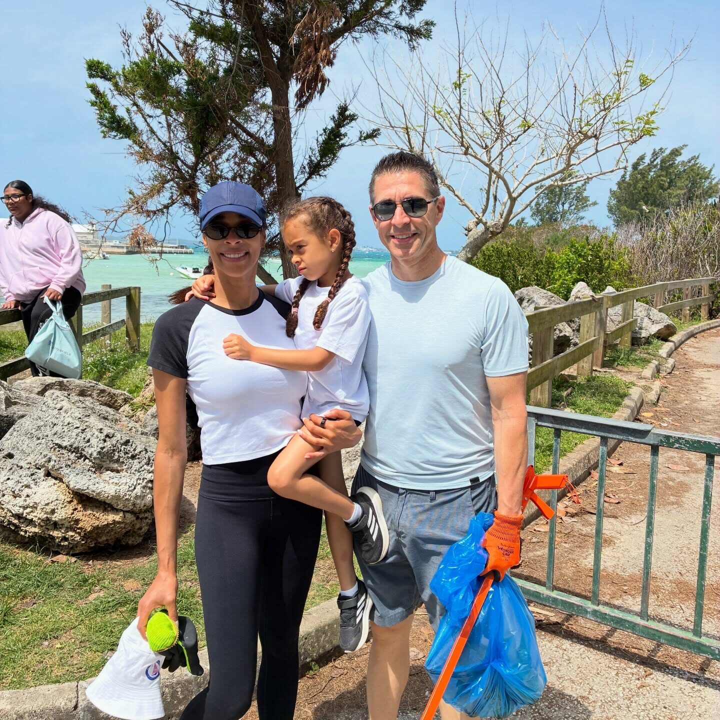 Beach Clean Up | Actuaries of Bermuda